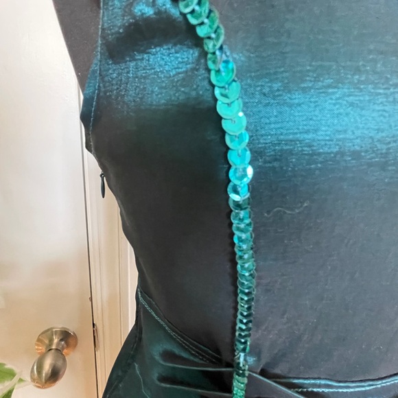 Chic Teal Velvet Midi Dress - Picture 5 of 8